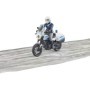 Bruder motocicleta de politie Scrambler Ducati si politist